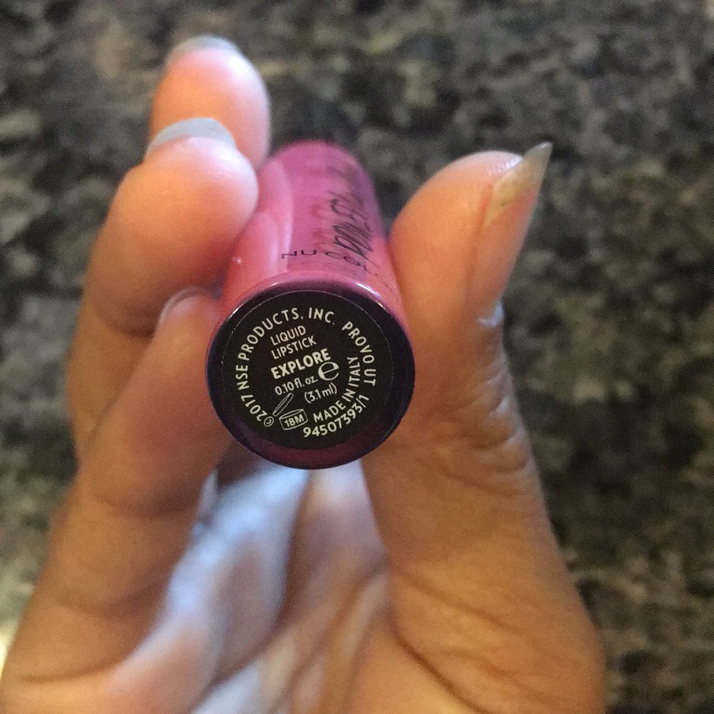 Power lips fluid